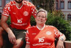 美因茨05足球俱乐部发布25/26赛季全新主场球衣(yī)