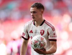 【英超新赛季前瞻】利物浦、阿森纳、曼城、切尔西展开引援竞赛，“第一联赛”争冠有好戏