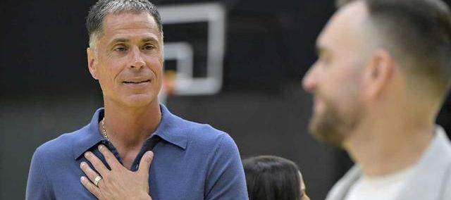 湖人队总经理佩林卡谈到了前往波兰看望，卢卡·东契奇打欧锦赛