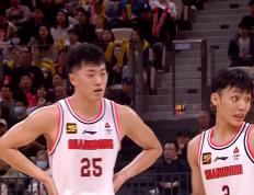 为广东队拒绝NBA！CBA顶级锋线驰援杜锋，这可是宏远的三号位答案