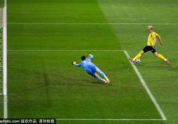 带不动！阿森纳利物浦两大神锋联手造良机 热刺小将失空门