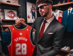 失去主控，火箭队仍保底西部前4？名宿摊牌：1人加盟航天城太关键