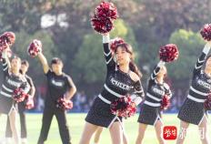 萌(méng)娃跳書(shū)法操，“雨(yǔ)中”足球(qiú)队展風(fēng)采 南京這(zhè)所学校运动会精彩纷呈