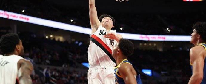 斯帅：暂时不会考虑增加杨瀚森场上时间 他还没适应NBA节奏