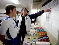 切(qiè)尔西旧将透露，穆帅帶(dài)领国米(mǐ)战胜切(qiè)尔西后，前切(qiè)尔西老板阿布很生氣(qì)