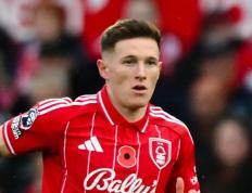 曝阿莫林与安德森通道交谈，其明夏愿加盟曼联！冬窗9000万豪购没戏