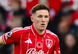 曝阿莫林与安德森通道交谈，其明夏愿加盟曼联！冬窗9000万豪购没戏