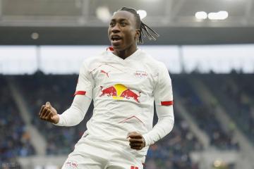 3-1逆转，德甲(jiǎ)第(dì)6掀翻德甲(jiǎ)第(dì)2，霍(huò)芬海姆豪取德甲(jiǎ)4连胜