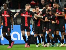 拜耳竞技场的德甲德比：勒沃库森 VS 多特蒙德