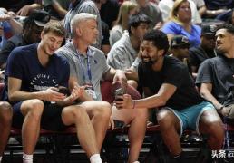 黄蜂队传闻：夏洛特裁掉斯宾塞·丁威迪，原因竟是940万美元