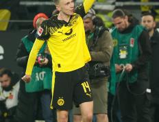 （体育）足球——德甲：多特蒙德胜门兴格拉德巴赫