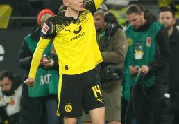 （体育）足球——德甲：多特蒙德胜门兴格拉德巴赫