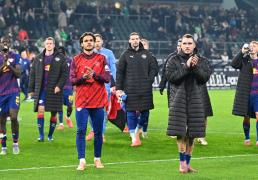 （体育）足球——德甲：门兴格拉德巴赫平莱比锡