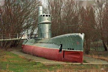 M-261型潜艇，A615项目（苏联）纪念碑，位于俄罗斯克拉斯诺达尔