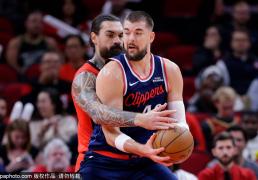 洛杉矶快船迎战孟菲斯灰熊，力争终结三连败