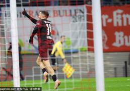 马丁·泰里耶在拜耳勒沃库森的闪耀时刻值得等待