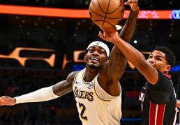 洛杉矶湖人击败迈阿密热火的关键因素