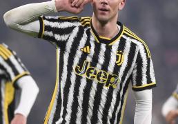 今日足球：萨索洛vs尤文图斯 西汉姆联vs诺丁汉森林