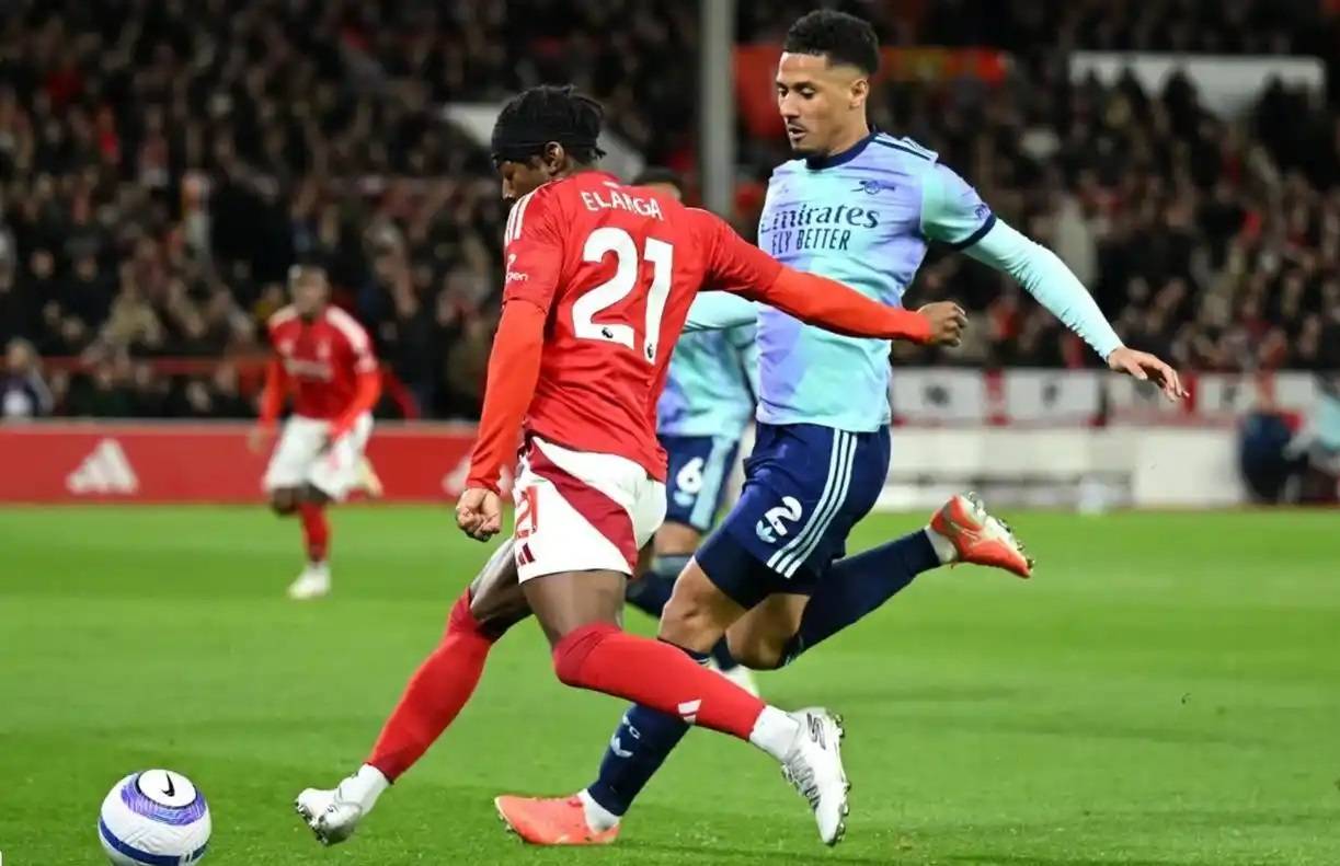 英超-利兹联1-1埃弗顿:沉睡的巨人,迎战没落的豪门|前瞻