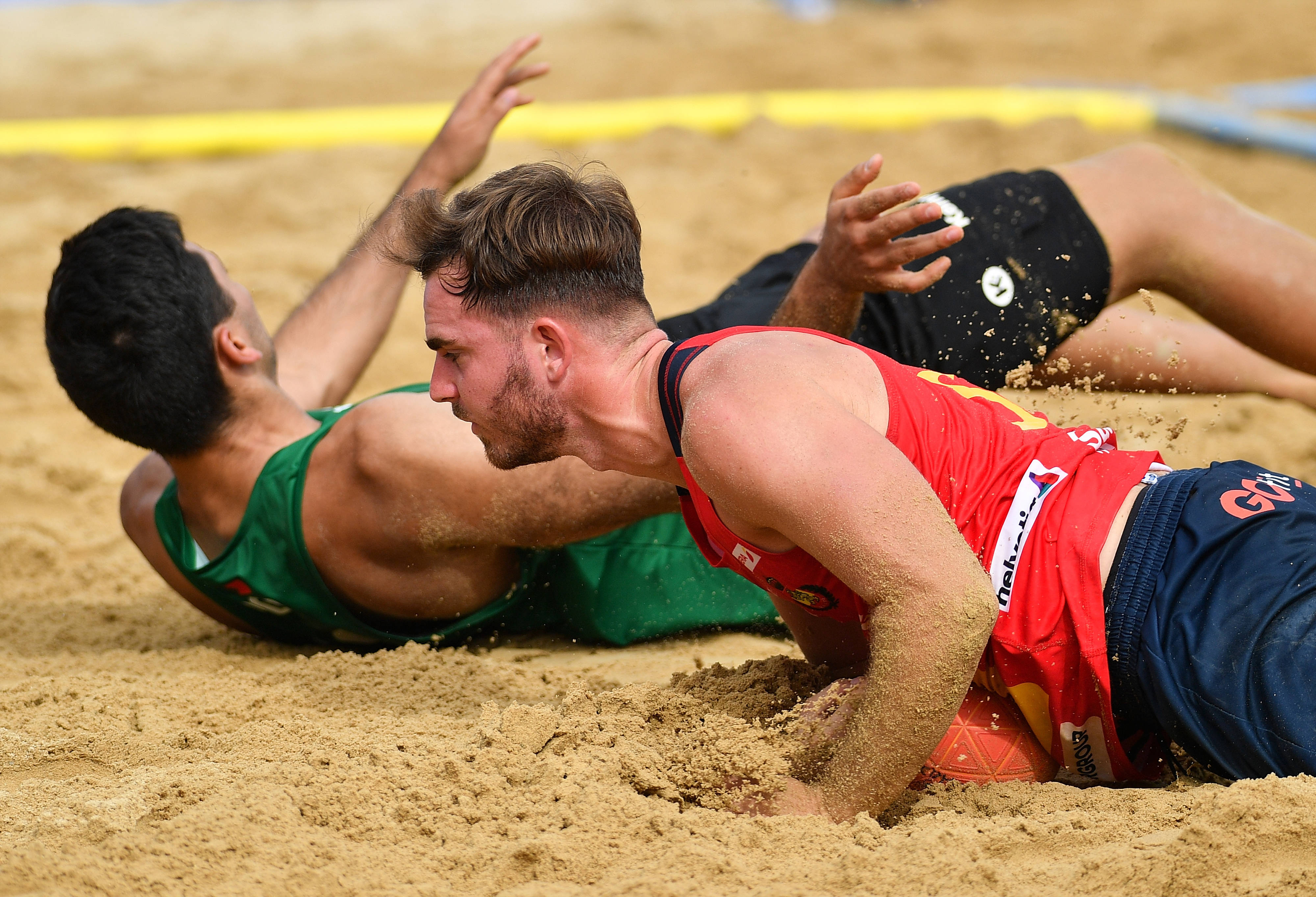 （成都世运会）沙滩手球(qiú)——男子半(bàn)决赛：葡萄牙隊(duì)胜西(xī)班牙隊(duì)