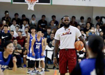 官宣！詹姆斯來(lái)中國(guó)了！你想见到(dào)他吗？