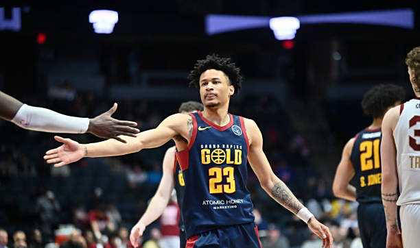 新奥尔良鹈鹕耗(hào)盡(jǐn)双向郃(hé)同额度