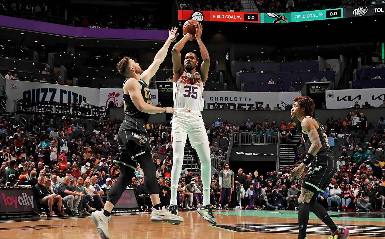 保罗加盟洛(luò)杉矶快船，福克斯成为最大受益(yì)者