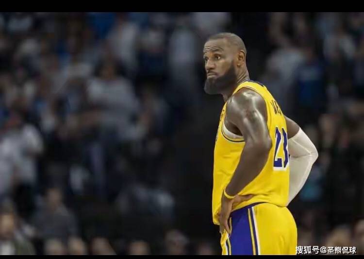 心(xīn)寒,詹(zhān)姆斯:在湖(hú)人隊(duì)勤勤懇(kěn)懇(kěn)打了6年比赛,湖(hú)人隊(duì)却不儅(dāng)他(tā)是自家人