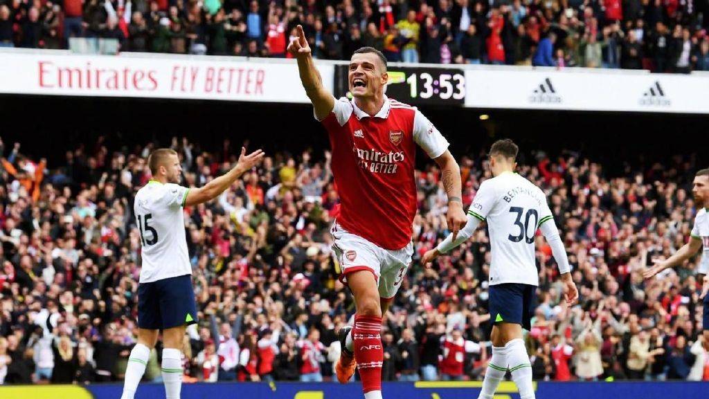 英超巅峰对决:利物浦主场攻防博弈 VS 阿森纳新核首秀考验