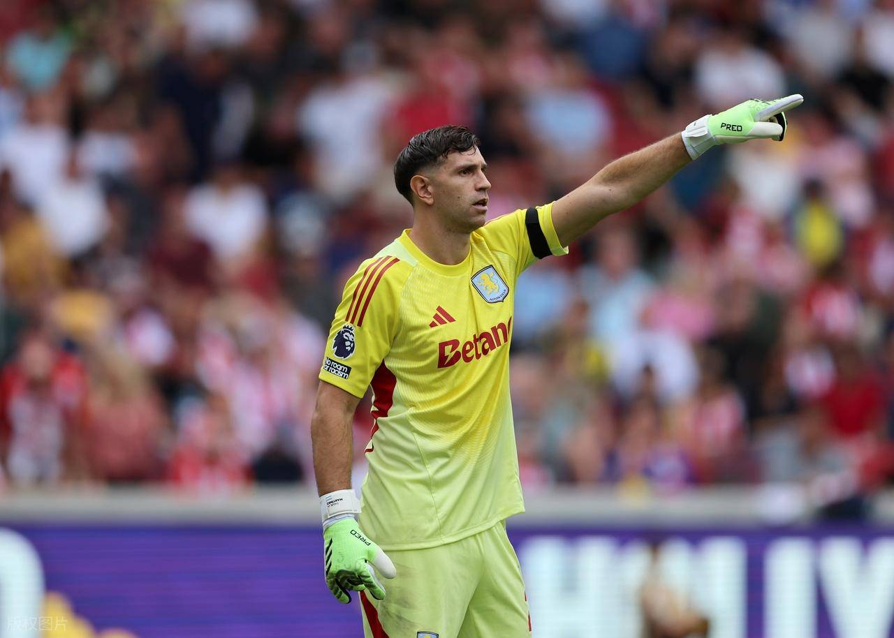 英超：维拉(lā)状態(tài)不佳(jiā)，水晶宫能(néng)否全身而退？维拉(lā)VS水晶宫