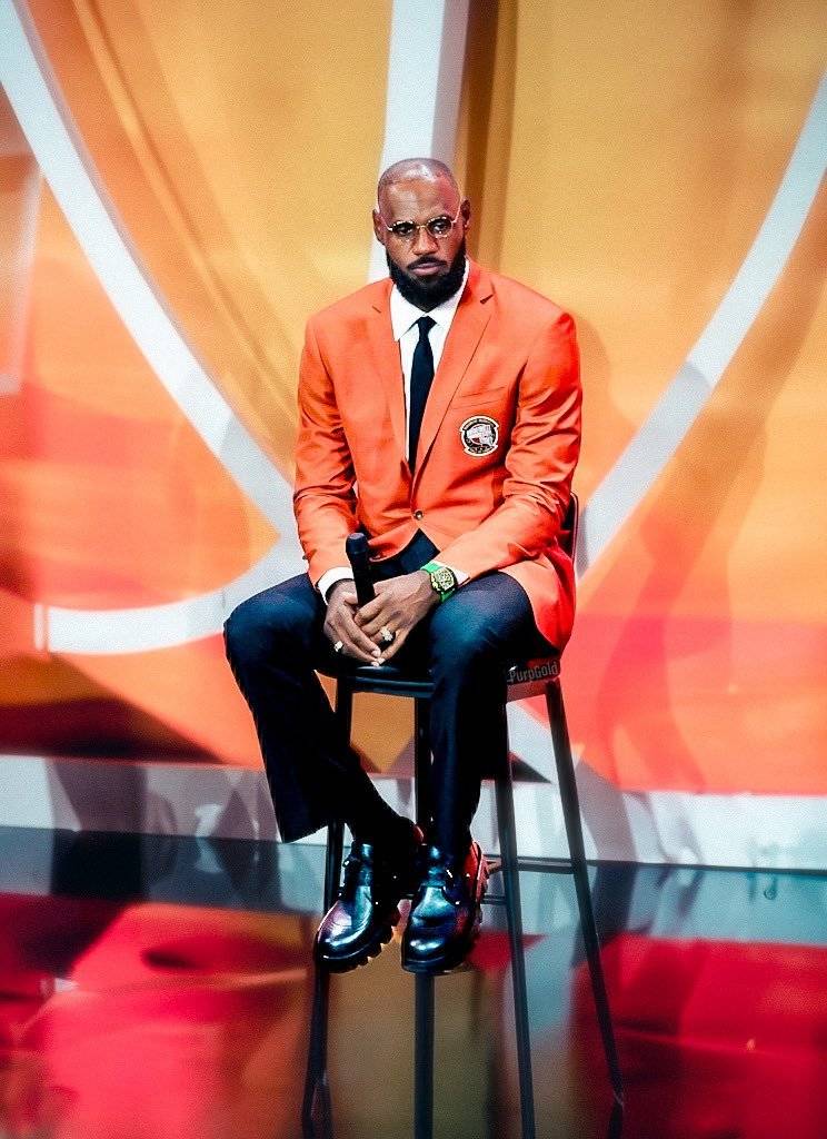 詹姆斯:我仍在巅峰(fēng)!同时却已(yǐ)经入选名人堂!