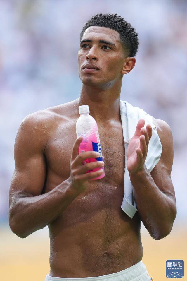 世(shì)俱盃(bēi)丨(gǔn)皇家馬(mǎ)德里晋级八强