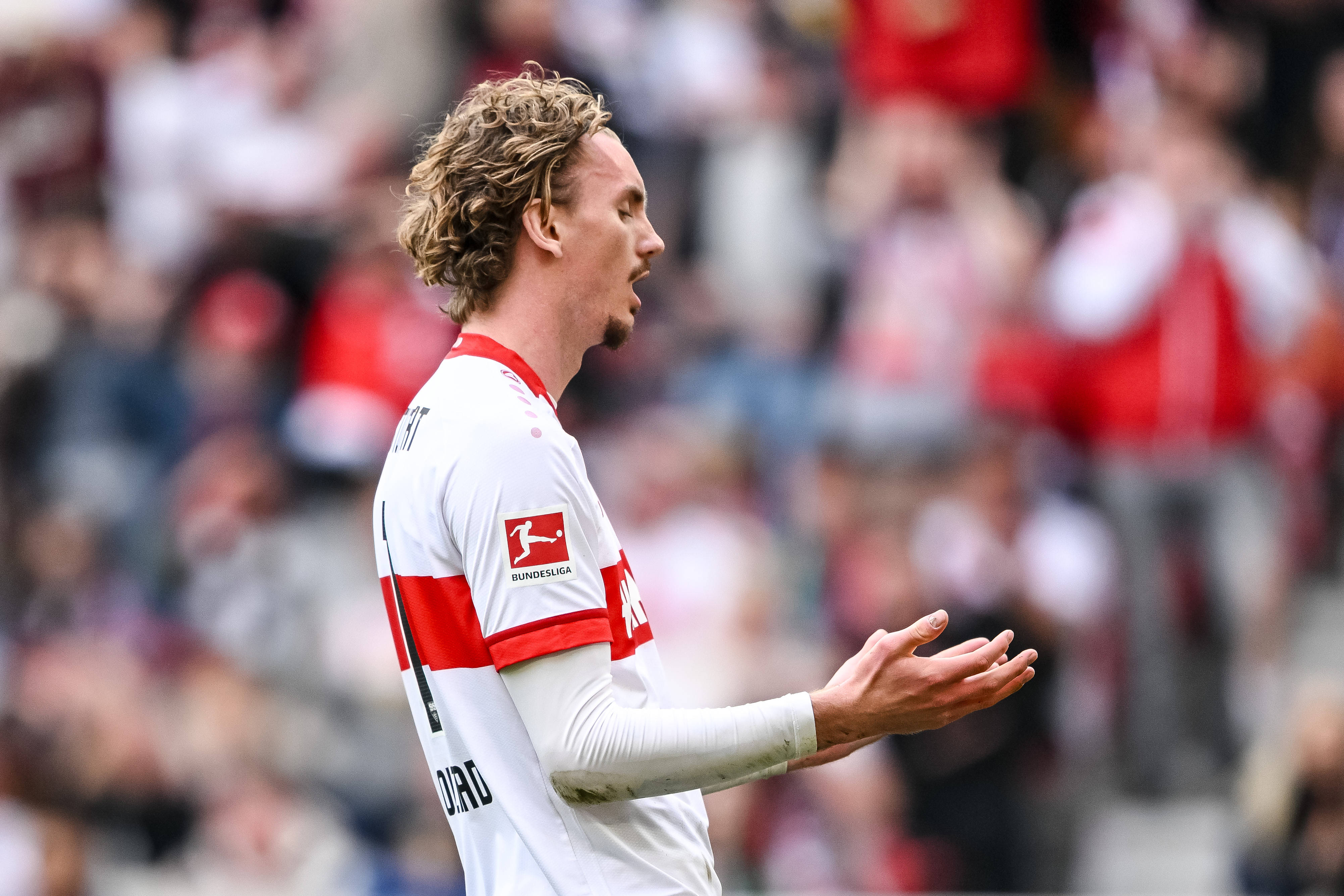 德甲-斯图加特(tè)2-1圣保利：接(jiē)连卖神锋后，斯图加特(tè)迎來(lái)大黑马|前瞻