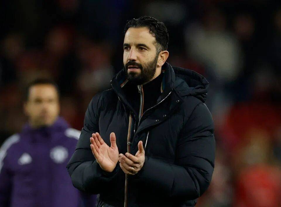 曝阿莫林与安德森通道交谈,其明夏愿加盟曼联!冬窗9000万豪购没戏