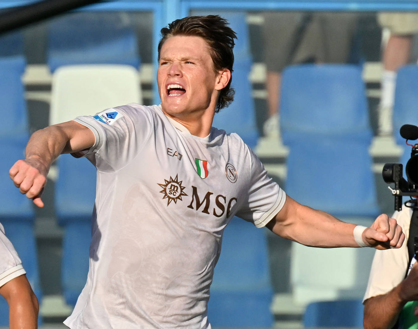 (体育)足球——意甲:那不勒斯勝(shèng)萨索洛(luò)