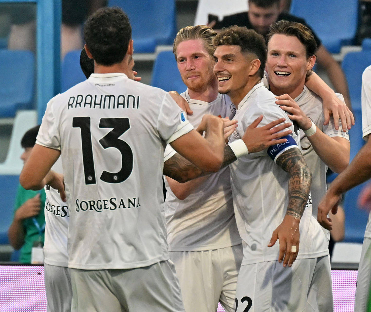 (体育)足球——意甲:那不勒斯勝(shèng)萨索洛(luò)