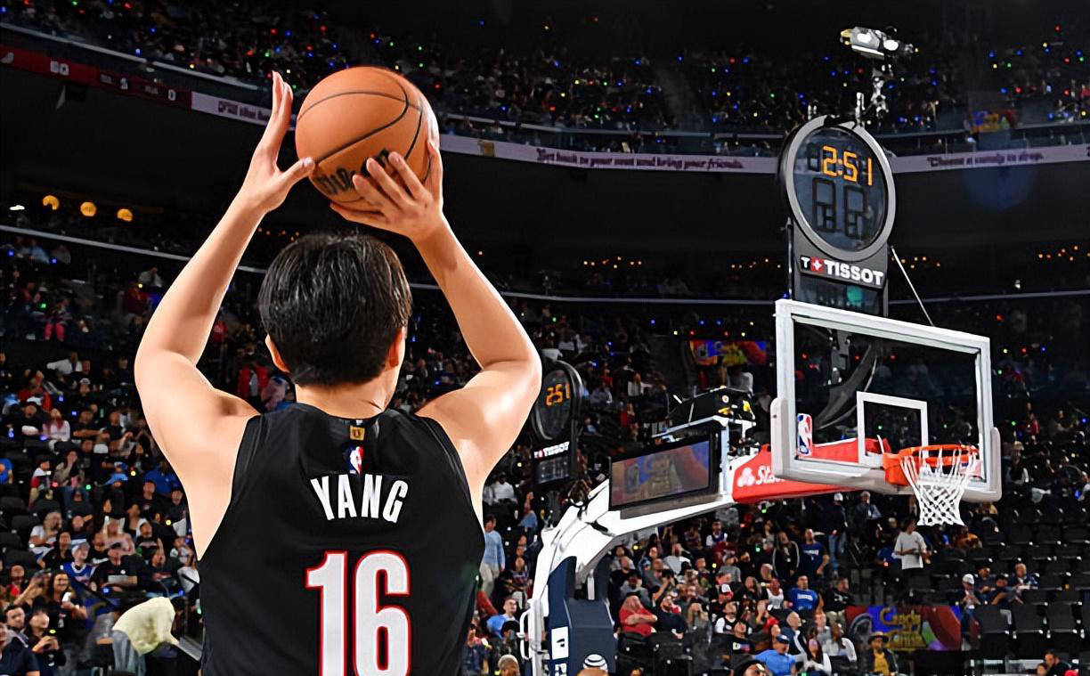 波特兰开拓者主打小个阵容,杨翰森面临困境非个人问题