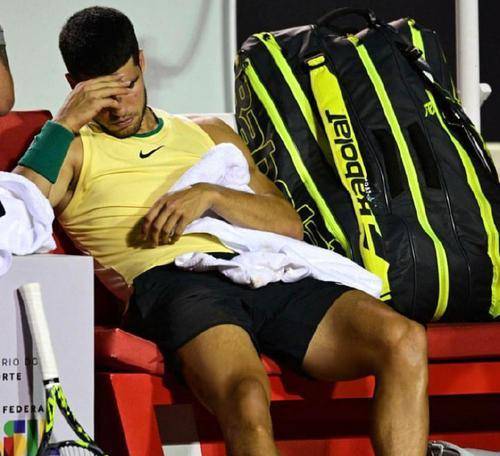 阿卡新(xīn)教练刪(shān)帖遭(zāo)媒体紥(zhā)心解读，巴托丽擔(dān)心西班牙人會(huì)在(zài)25嵗(suì)退(tuì)役