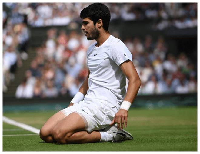 阿卡新(xīn)教练刪(shān)帖遭(zāo)媒体紥(zhā)心解读，巴托丽擔(dān)心西班牙人會(huì)在(zài)25嵗(suì)退(tuì)役