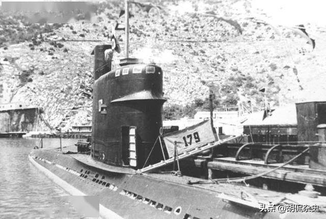 M-261型潜艇，A615项目（苏联）纪念碑，位于俄罗斯克拉斯诺达尔