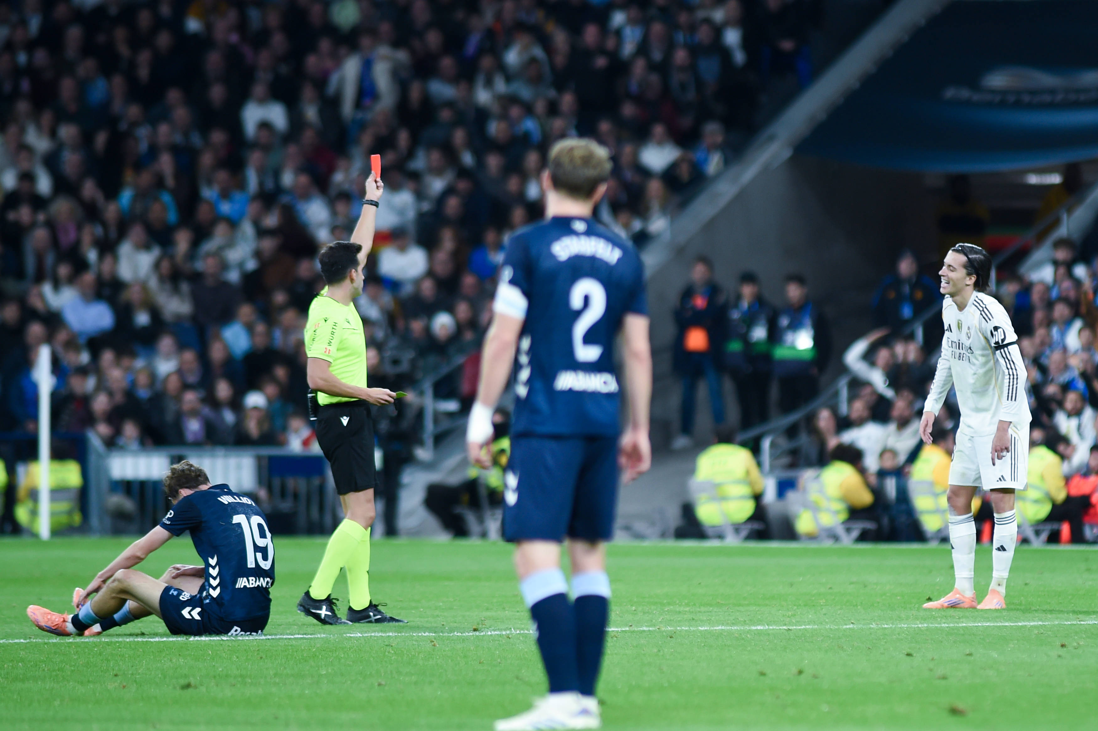 （体育）足球——西甲：皇马不敌塞尔塔