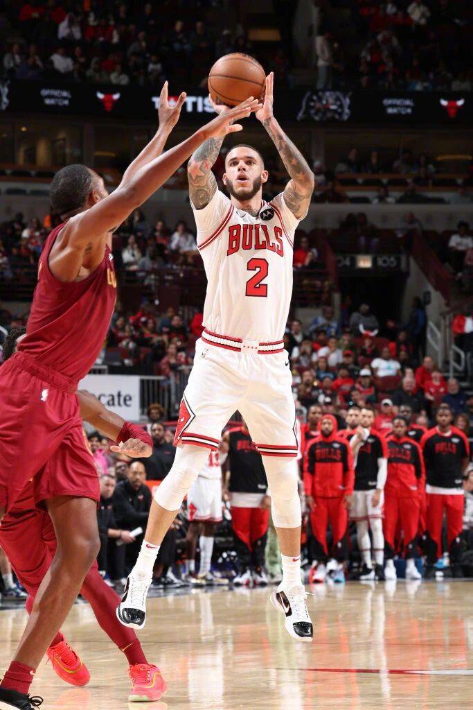 【篮球】周三305美职篮：克利(lì)夫兰骑士VS芝加哥公(gōng)牛(niú)