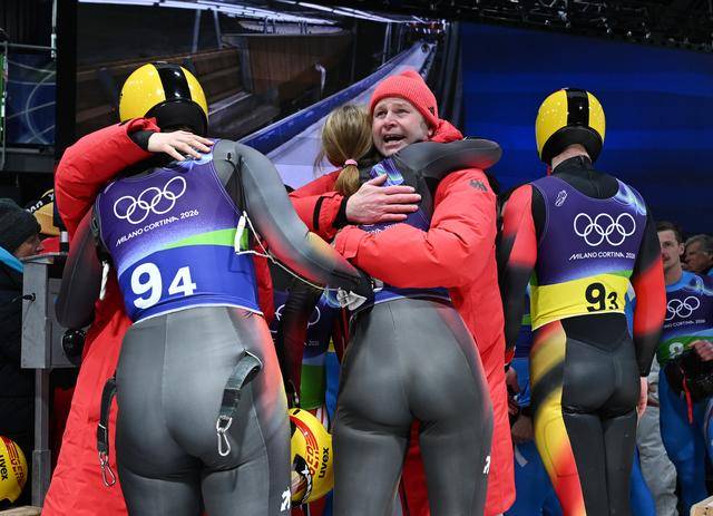 冬奥会｜德國(guó)队获雪橇团体接力冠军